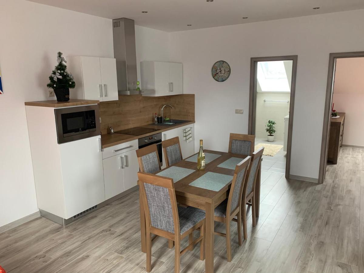 Apartman Liso Бобровец Екстер'єр фото